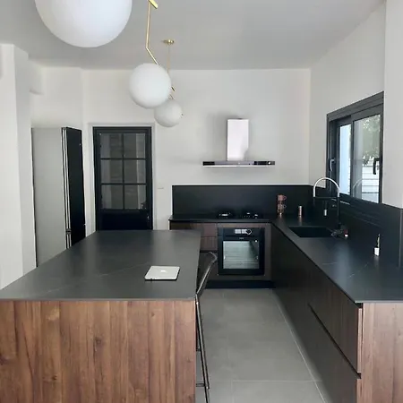 Modern House With Plunge Pool, Apoel Archangelos Area